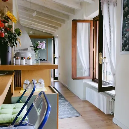 Attico Dell'Artista Apartment Desenzano del Garda Exterior photo