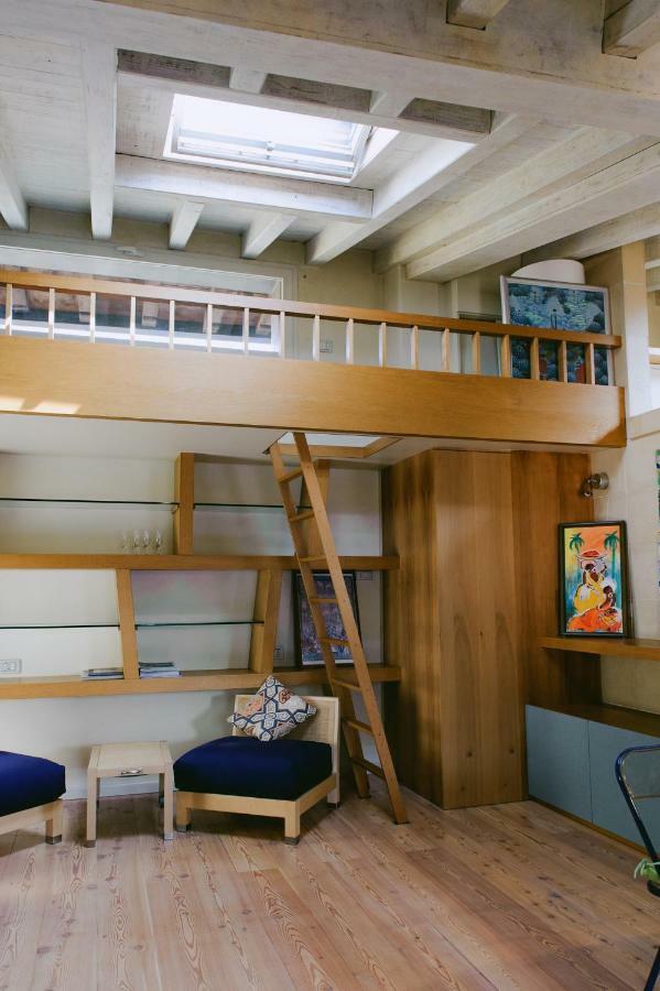 Attico Dell'artista Apartment *