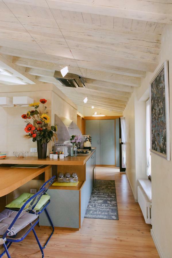 Apartment Attico Dell'artista Desenzano del Garda